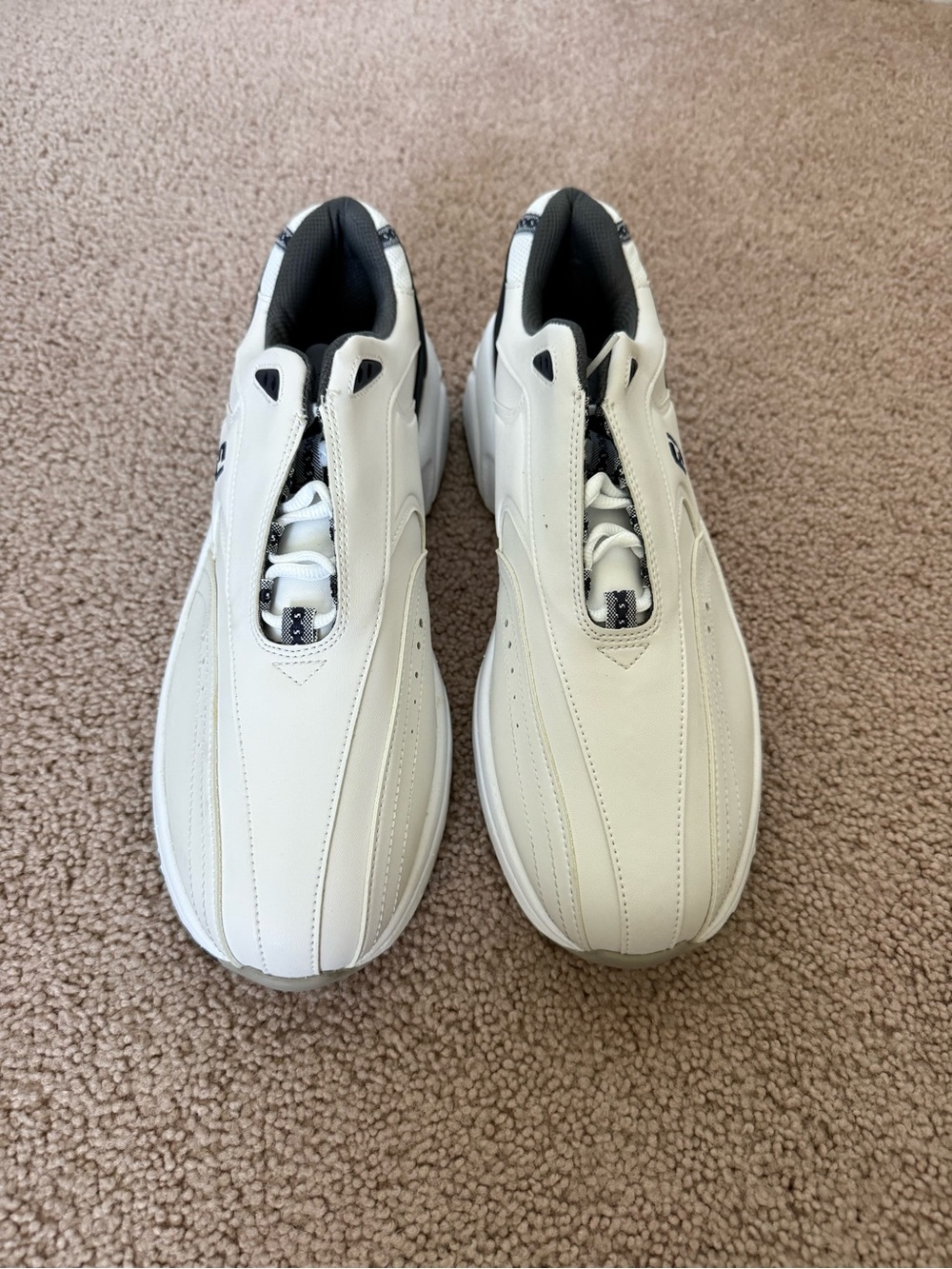 FootJoy Men’s White Golf Shoes with Navy Accents